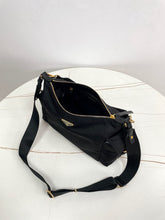 Load image into Gallery viewer, Aimee Medium Shoulder Bag
