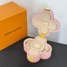 Load image into Gallery viewer, Jewellery Case
