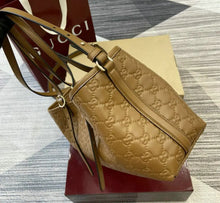 Load image into Gallery viewer, GG Shopping Bag
