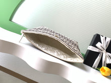 Load image into Gallery viewer, CC Pouch Large
