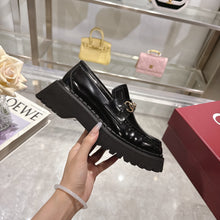 Load image into Gallery viewer, GG Loafers
