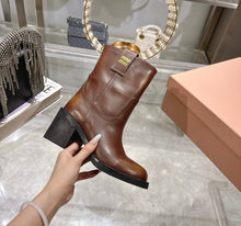 Load image into Gallery viewer, Leather Boots
