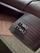 Load image into Gallery viewer, Logo Boots
