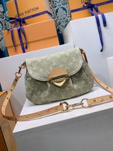 Load image into Gallery viewer, Sunset Bag
