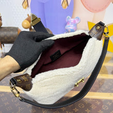 Load image into Gallery viewer, Pochette Mia
