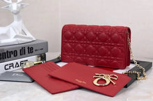 Load image into Gallery viewer, Lady D Clutch

