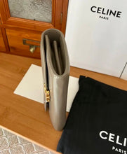 Load image into Gallery viewer, Triomphe Purse
