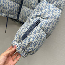 Load image into Gallery viewer, Alps Hooded Down Jacket
