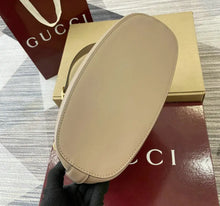 Load image into Gallery viewer, Medium Bucket Bag
