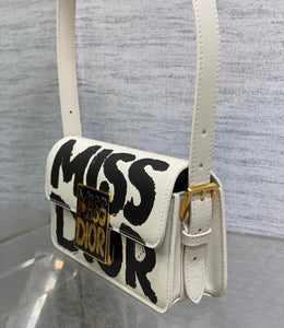 MD Flap Bag