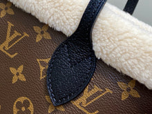 Load image into Gallery viewer, Neverfull Inside Out Teddy
