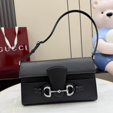 Load image into Gallery viewer, Horsebit Shoulder Bag
