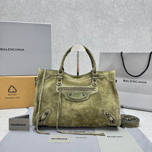 Load image into Gallery viewer, City Bag
