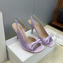 Load image into Gallery viewer, Satin Bow Sandals
