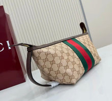 Load image into Gallery viewer, Ophidia Pouch Bag
