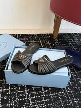 Load image into Gallery viewer, Leather Sandals
