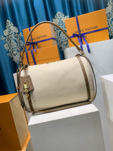 Load image into Gallery viewer, Express Large Bag
