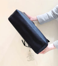 Load image into Gallery viewer, Maxi Flap Bag
