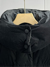 Load image into Gallery viewer, Ettore Jacket
