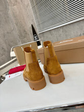 Load image into Gallery viewer, Leather Boots
