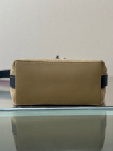 Load image into Gallery viewer, Suede Bucket Bag
