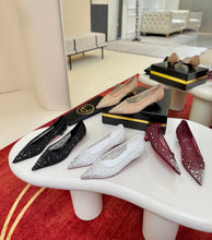 Load image into Gallery viewer, Perla Flats
