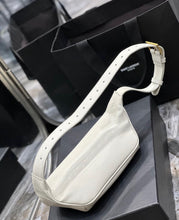 Load image into Gallery viewer, Cassandra Belt Bag
