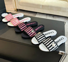 Load image into Gallery viewer, CC Sandals
