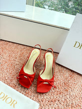 Load image into Gallery viewer, Satin Bow Sandals

