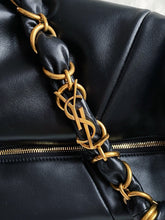 Load image into Gallery viewer, Amalia Hobo
