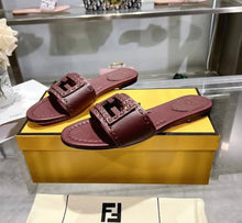 Load image into Gallery viewer, Baguette Sandals
