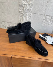 Load image into Gallery viewer, CC Fur Loafers
