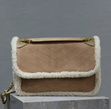 Load image into Gallery viewer, Niki Medium Chain Bag
