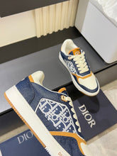 Load image into Gallery viewer, B27 Trainers
