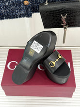 Load image into Gallery viewer, Platform Sandals
