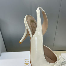 Load image into Gallery viewer, Bow Sandals
