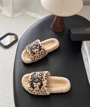 Load image into Gallery viewer, CC Sandals
