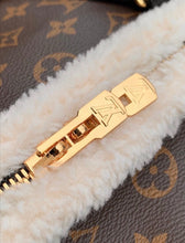 Load image into Gallery viewer, Speedy 30 Soft Teddy
