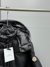 Load image into Gallery viewer, Erea Jacket
