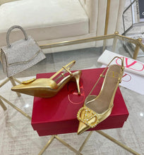 Load image into Gallery viewer, Logo Slingback
