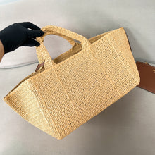 Load image into Gallery viewer, Raffia Tote Bag
