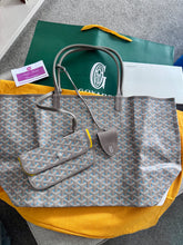 Load image into Gallery viewer, Saint Louis Tote
