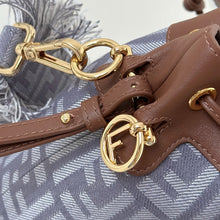 Load image into Gallery viewer, Mon Tresor
