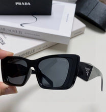 Load image into Gallery viewer, Logo Sunglasses
