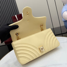 Load image into Gallery viewer, Marmont Small Shoulder Bag
