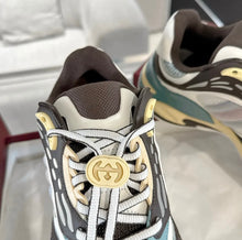Load image into Gallery viewer, 2.0 Trainers
