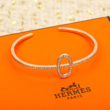 Load image into Gallery viewer, Chain Bangle
