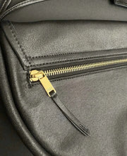 Load image into Gallery viewer, Halfmoon Bag
