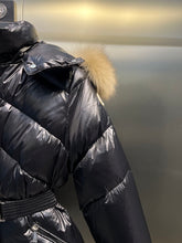 Load image into Gallery viewer, Down Jacket
