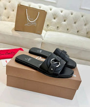 Load image into Gallery viewer, Roma Mules
